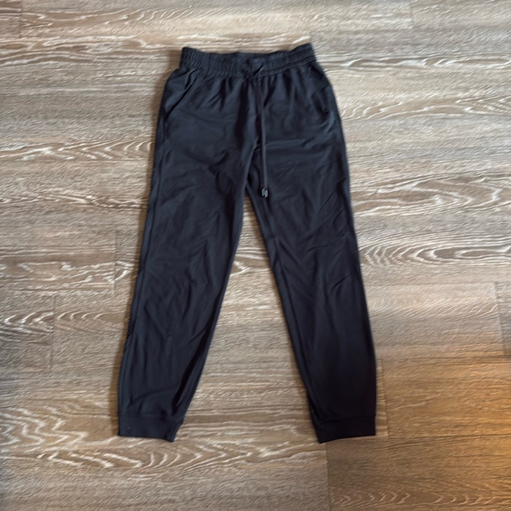 Soft Jersey Classic-Fit Mid-Rise Jogger